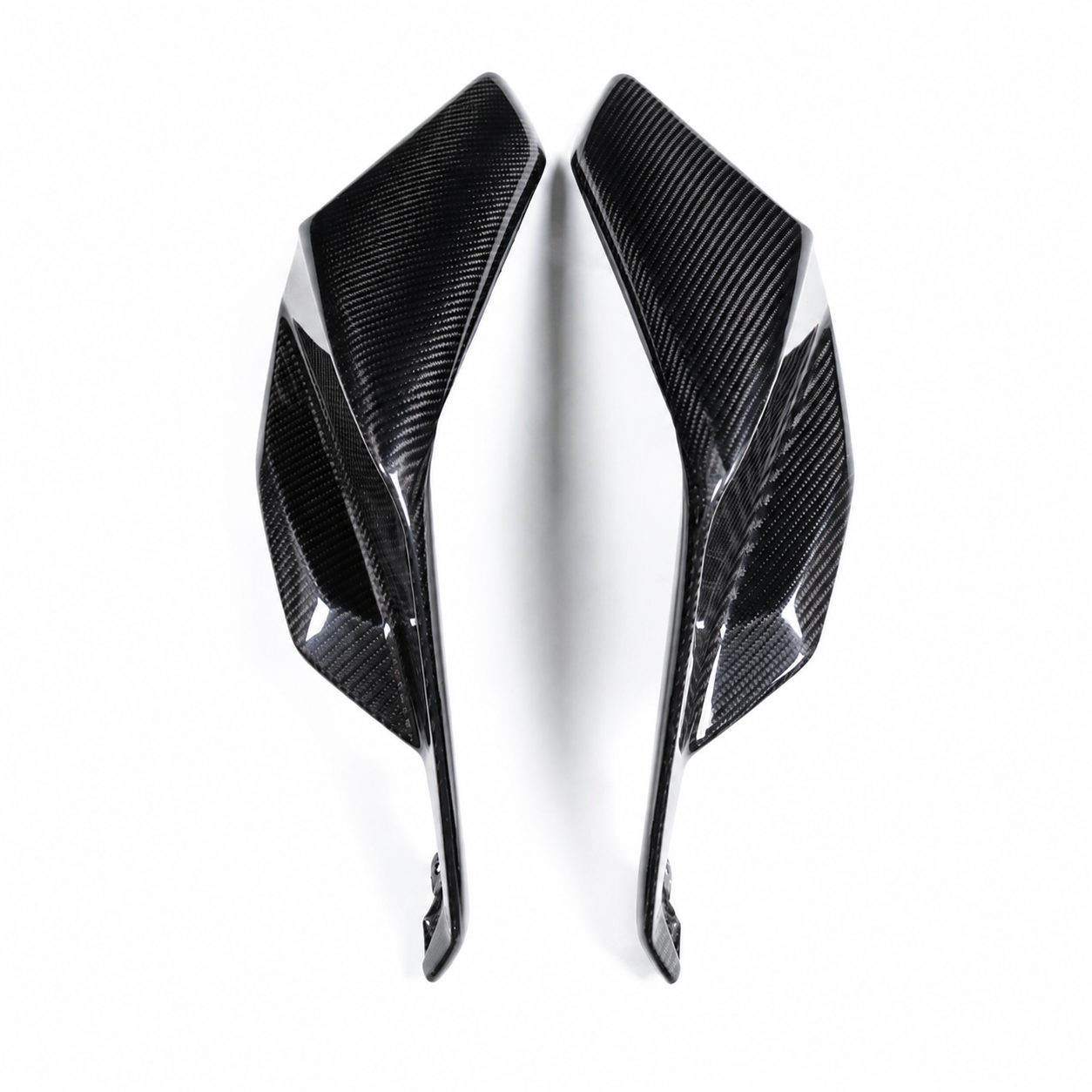 Carbon Fiber Front Fairing Winglets for Aprilia RSV4 (2021–2024) | View 5 | ZOOMVIBE