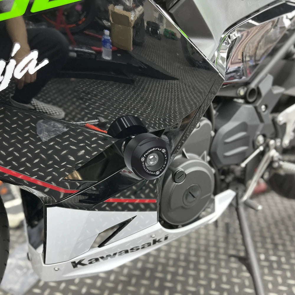 2018-2022 Kawasaki Ninja 400 frame slider crash pads