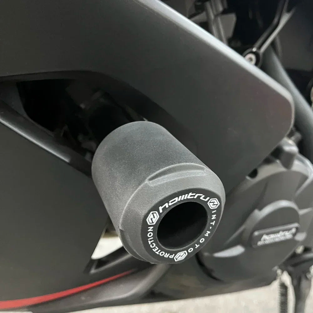 2013-2022 Yamaha MT 07 and FZ 07 frame slider crash pads