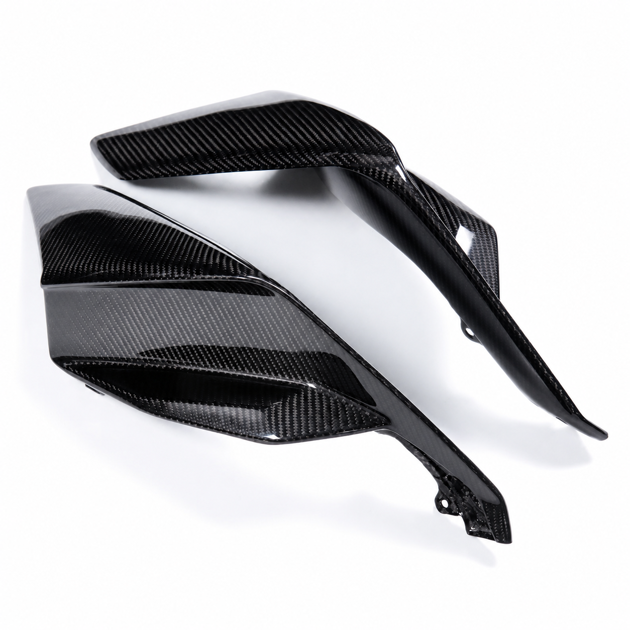 Carbon Fiber Front Fairing Winglets for Aprilia RSV4 (2021–2024) | View 2 | ZOOMVIBE