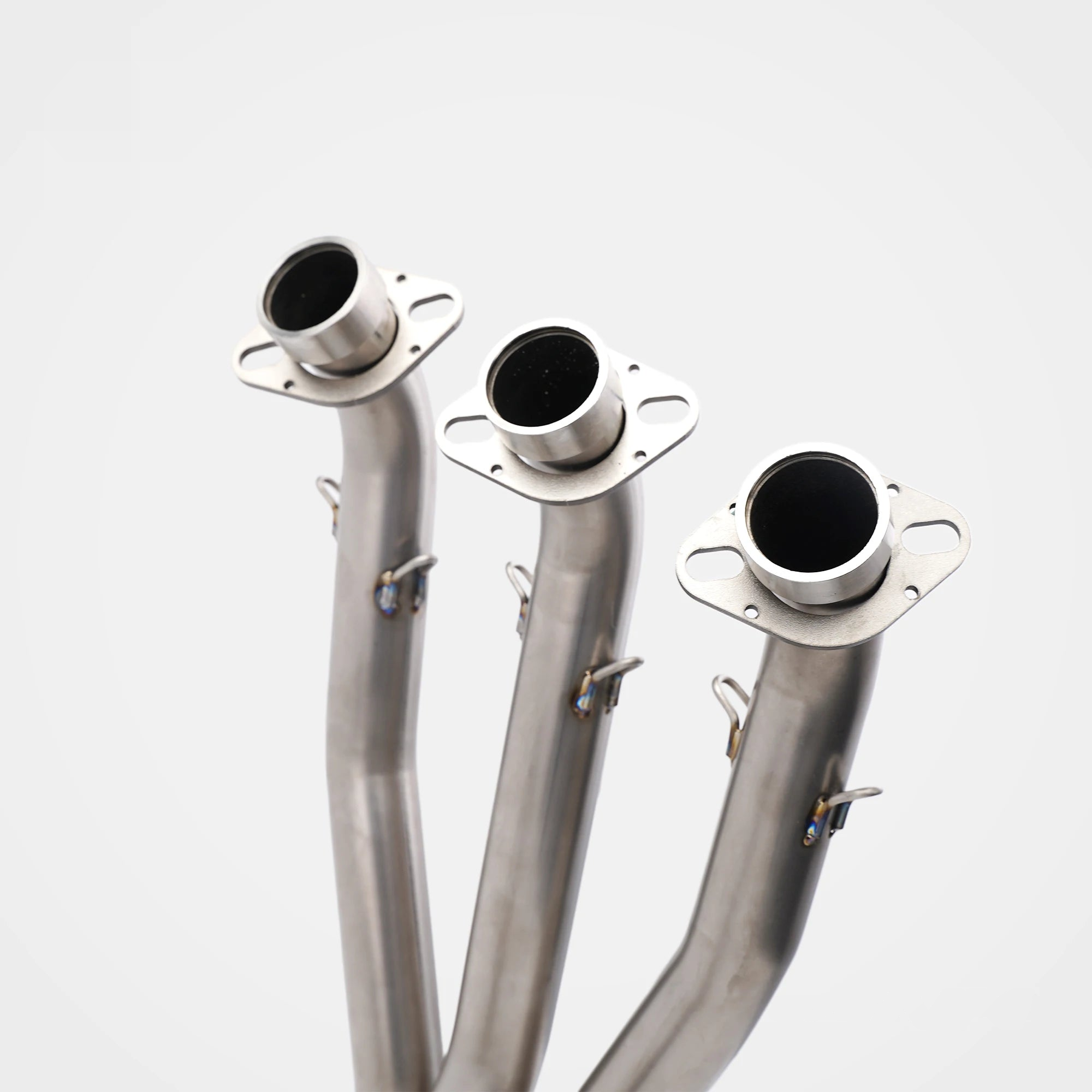 CFMOTO 675NK stainless steel exhaust header flange detail