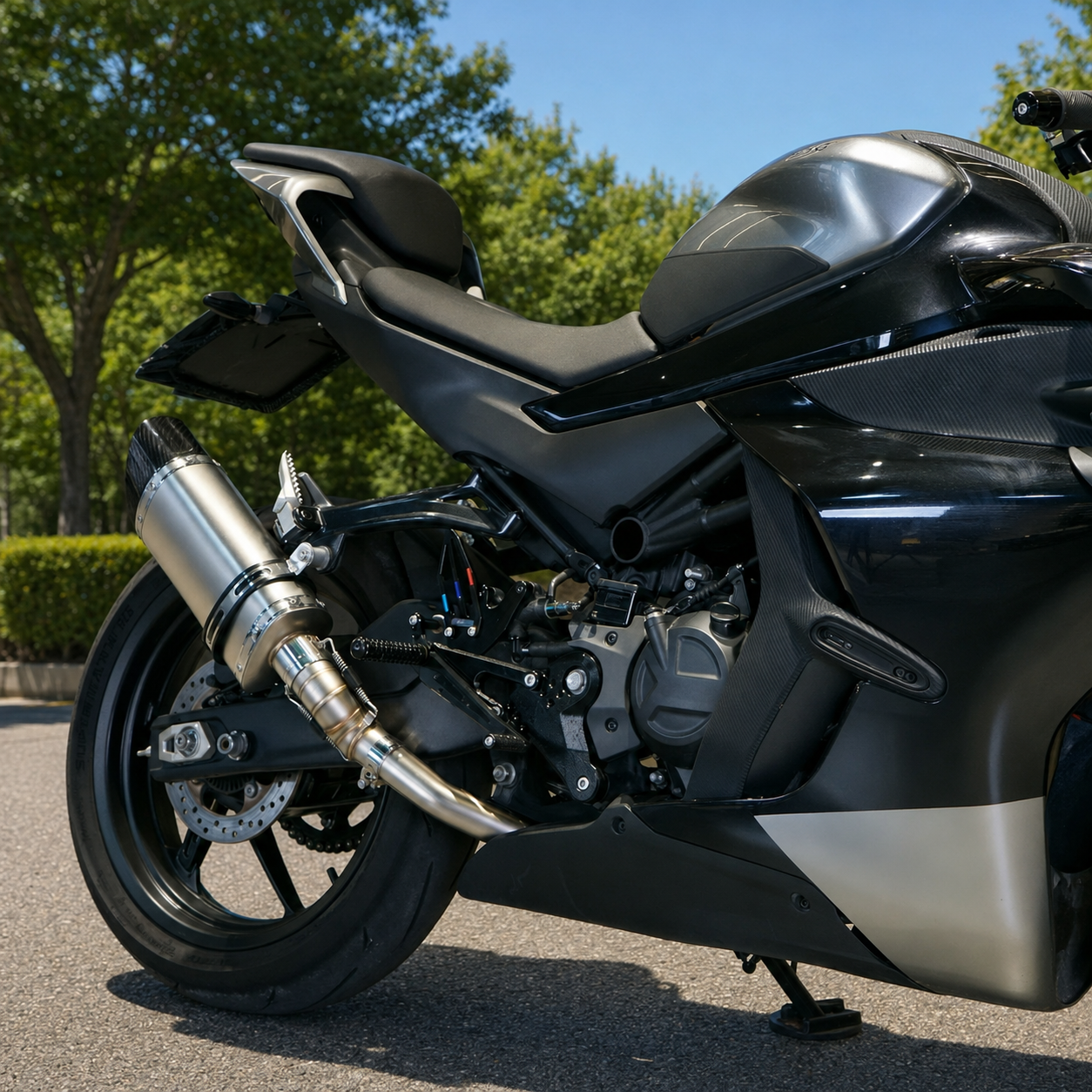 2022-2025 CFMOTO 450SR Slip-On Muffler product detail view 3