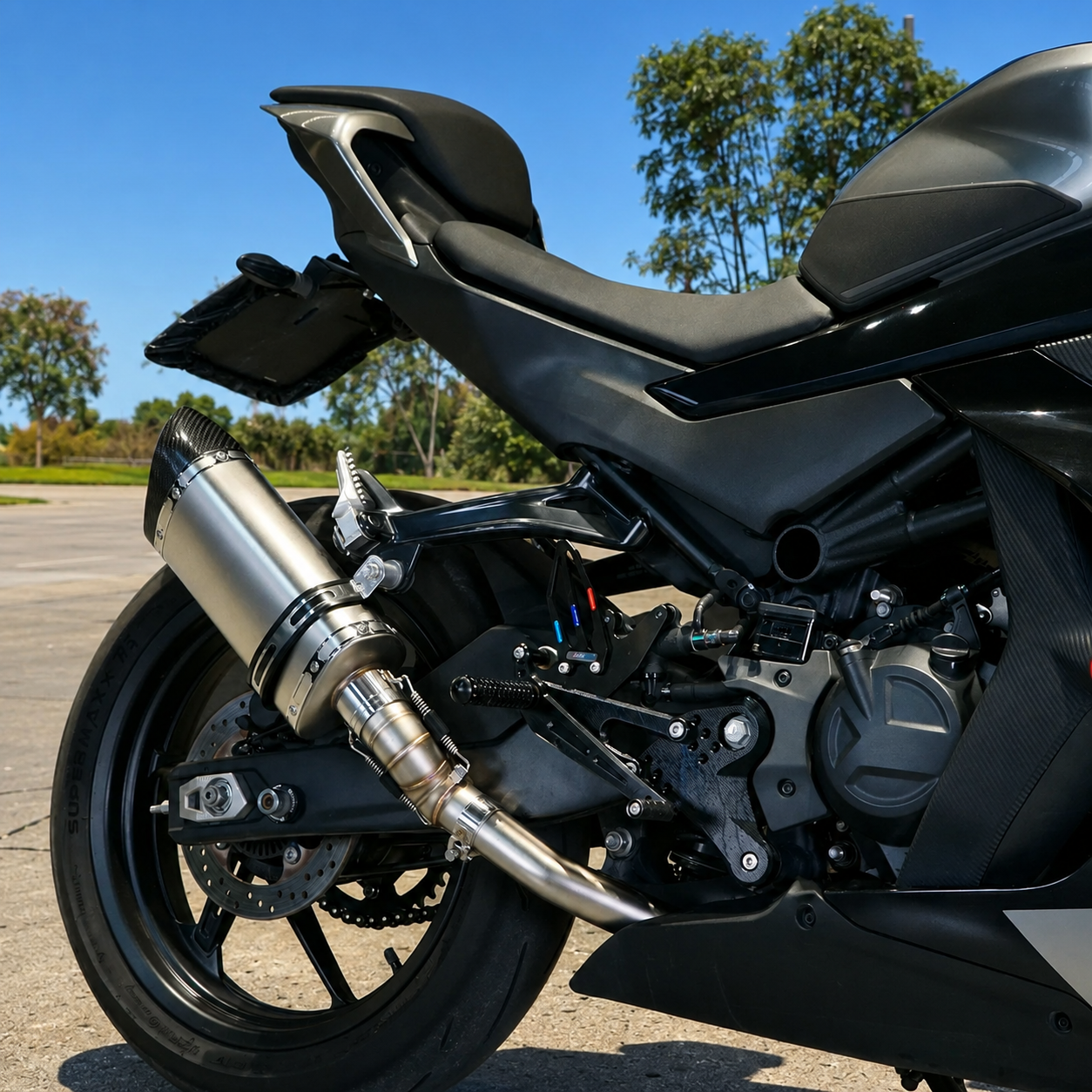 2022-2025 CFMOTO 450SR Slip-On Muffler product detail view 5