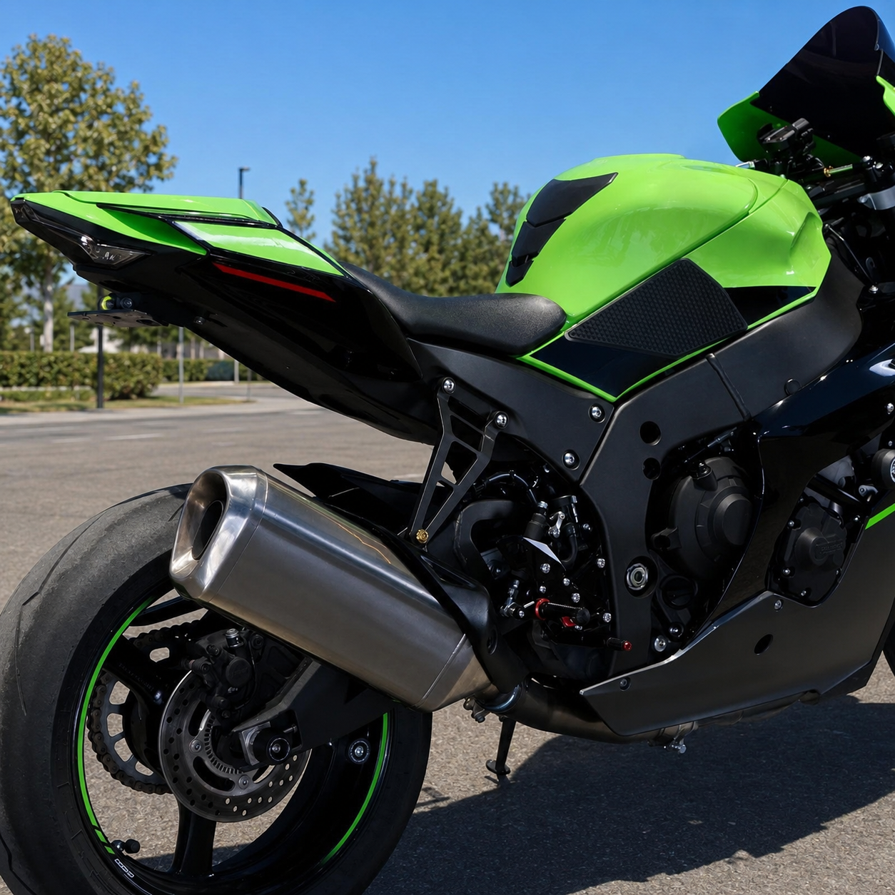 2021-2026 Kawasaki Ninja ZX-10R / Ninja ZX-10RR Exhaust Link Pipe product detail view 5
