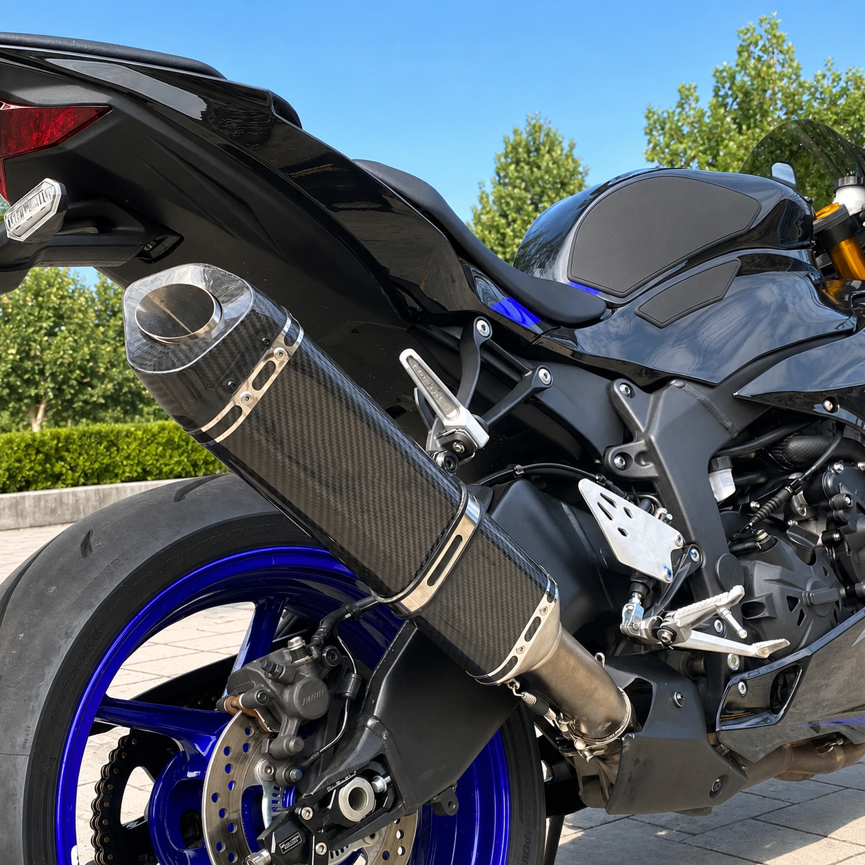 Kawasaki fitment Slip-On Muffler product overview