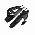 Carbon Fiber Swingarm Cover for Aprilia RSV4 / Tuono V4 (2021+) | View 1 | ZOOMVIBE