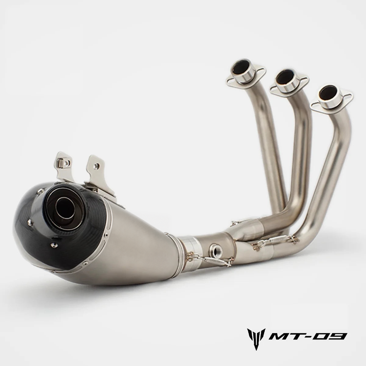 Yamaha MT-09 clean full exhaust system overview