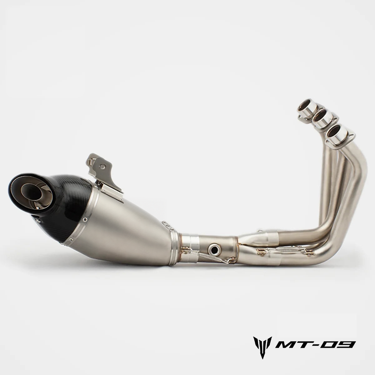 Yamaha MT-09 clean full exhaust system side view